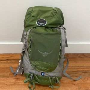 Army green osprey pack